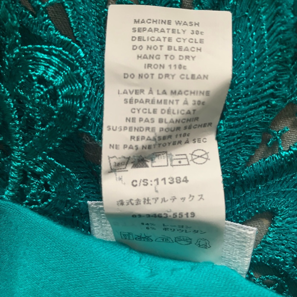 ARIANNE 94% rayon ladies Lacy summery top in size medium VGUC - Picture 9 of 10